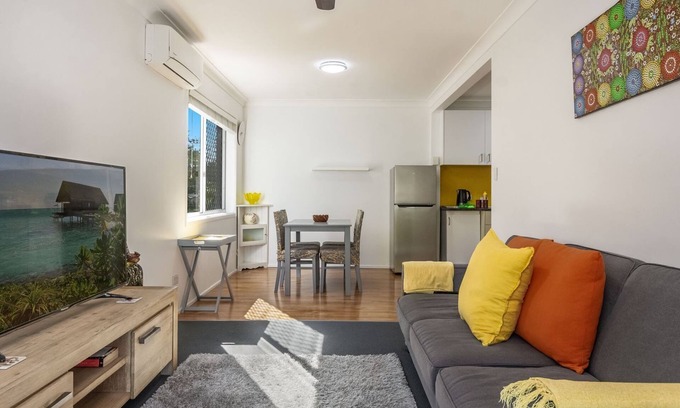 Yamba Apartment | Seawest 2 | Entrance Wooli Street