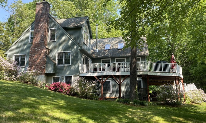 Woodstock House | Secluded 2-Acre Lakefront Home! Book Your Getaway!
