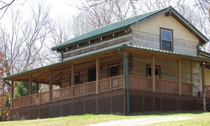 Pomeroy Cabin | Secluded Cabin, Family and Pet-Friendly