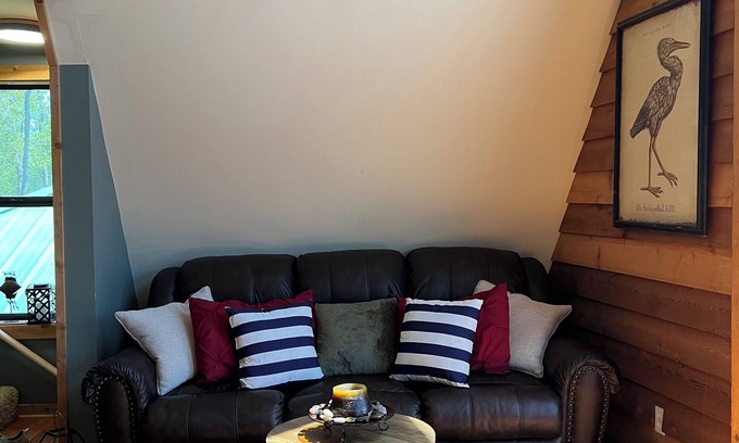 Satsuma Cabin | Secluded cabin on the water with jetski, hottub & kayak! Pets OK & early checkin