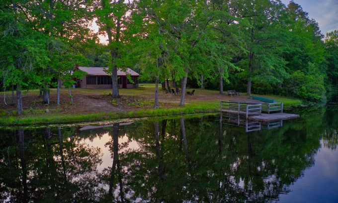 Orangeburg Cabin | Secluded Cabin Retreat with Hot Tub, for Family Get Away