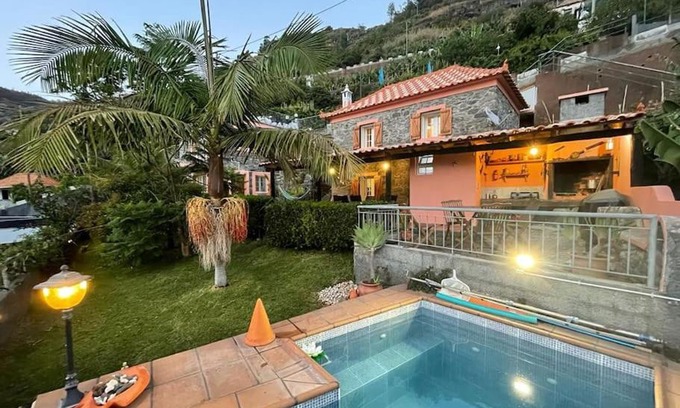 Tabua Villa | Secluded cottage w pool, oceanside view, 3BR, 3BA
