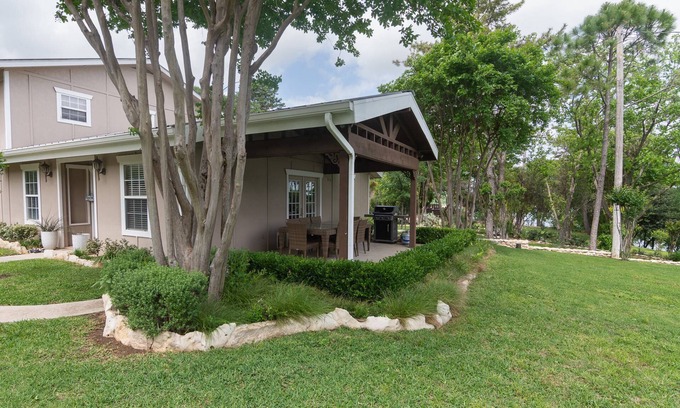 Lake Whitney House | Secluded Lakehouse w/Private Cove Access | Foosball & Basketball Court | Family Retreat