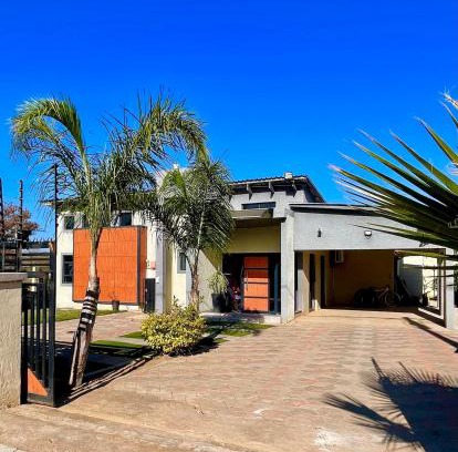 Gaborone Villa | Secluded Lavish villa