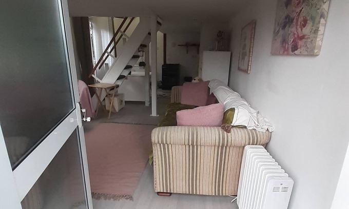 Pontypridd Cabin | Secluded Little hideaway in the beautiful mountains of Llanwonno.