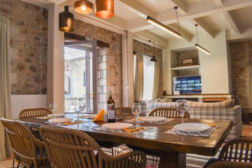Dimitsana Villa | Secluded Mountain Refuge - Theonimfi Paradise Gem