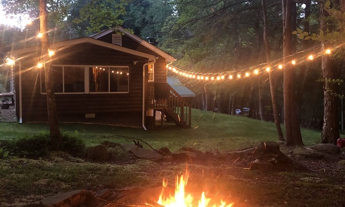 Smallwood Cabin | Secluded Peaceful Cabin in the Forest