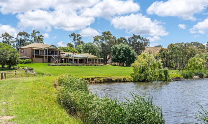 Kondoparinga House | Secluded, Stylish, and Spacious – The LostPlot