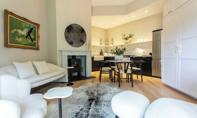 Bathford House | Secret Garden Cottage - NEW!