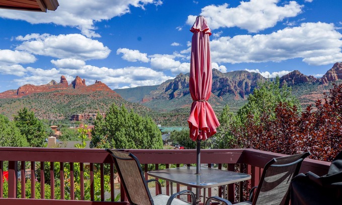 Uptown Sedona House | Sedona Spice: All the Best Views, Vistas & Value. Steps from Uptown!