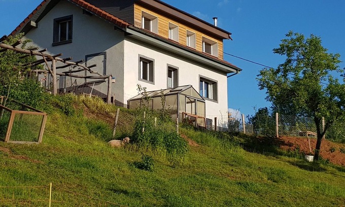 Ronchamp House | Seelen -wellness im Grünen Ökologisch mit Herz