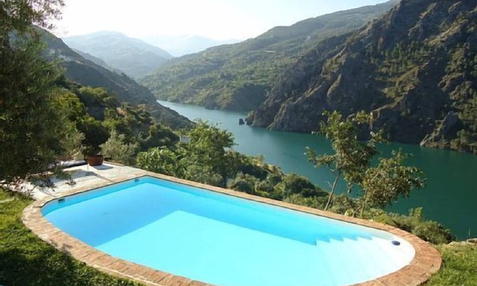 Guejar Sierra Cottage | Self catering Cortijo La Solanilla for 6 people