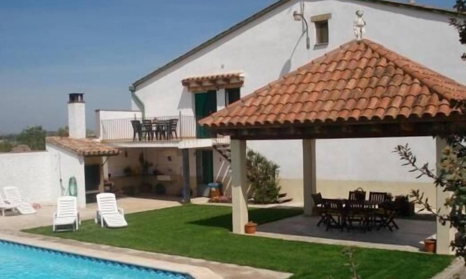 Penelles Cottage | Self catering La Masuca d'en Monfà for 8 people