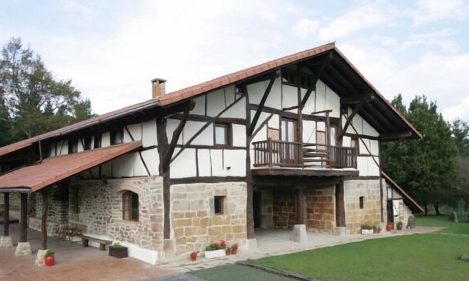Muxika Cottage | Self catering Pagaigoikoa for 3 people