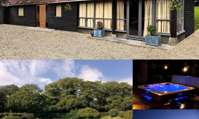 Burcombe Cottage | Self Contained Open Plan Cottage - Hot Tub and Pool. 2 Bedroom/Ensuite Bathrooms