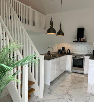 Granna Apartment | Semesterlägenhet Wettervy