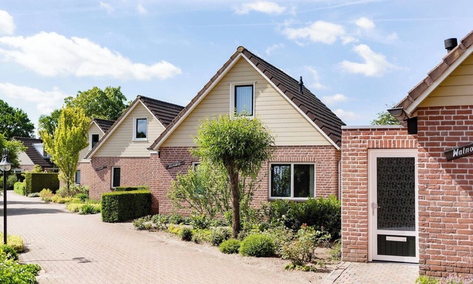 Plasmolen Cottage | Semi-detached bungalow for 6 persons