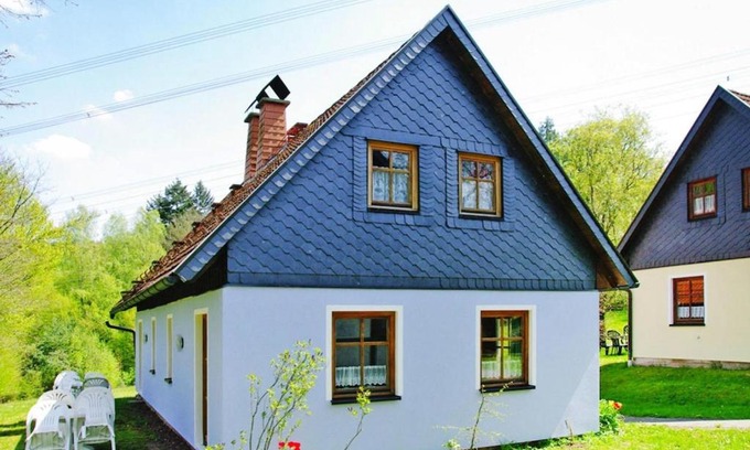 Hausles House | Semi-detached house, Mitwitz