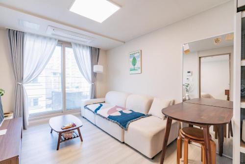 Banghwa-dong Apartment | Seoul Magok, near airport