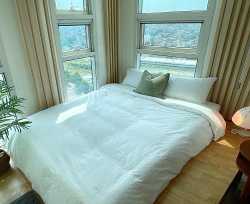 Namyeong-dong Apartment | Seoul Station Panorama House