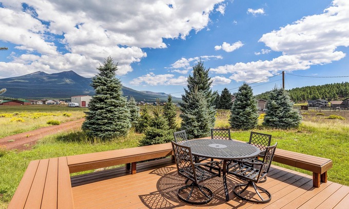 Baderville Cabin | Sept. Availability |4bdr | Mountain Views
