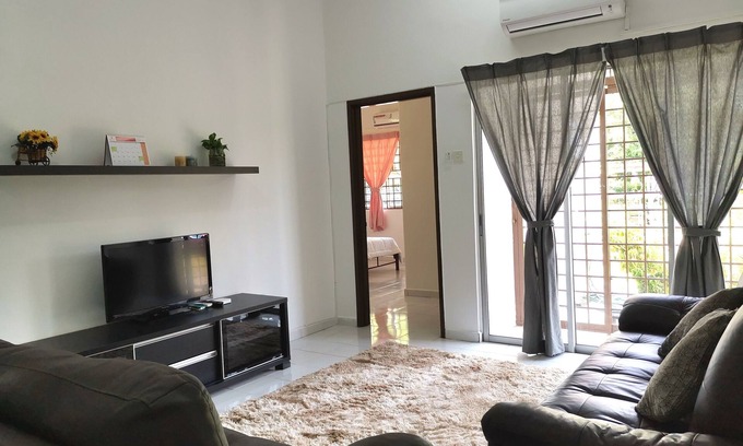 Seremban Apartment | Seremban Central Park GroundFloor APT for 6 Pax