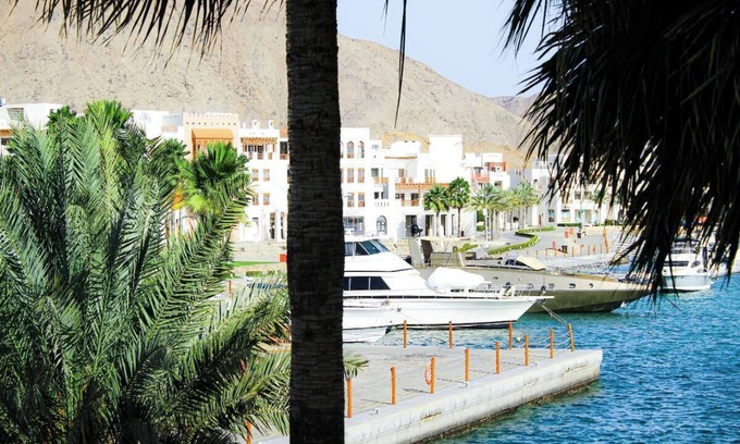 As Sifah Apartment | Serene 2-Bedroom Retreat
