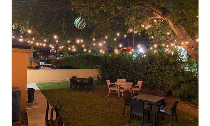 Douglas House | Serene Comfort in Heart of Miami Coral Gables