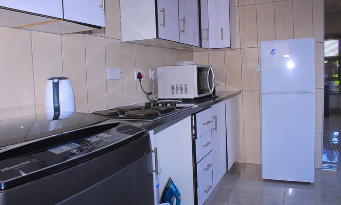 Francistown House | Serene Cottage