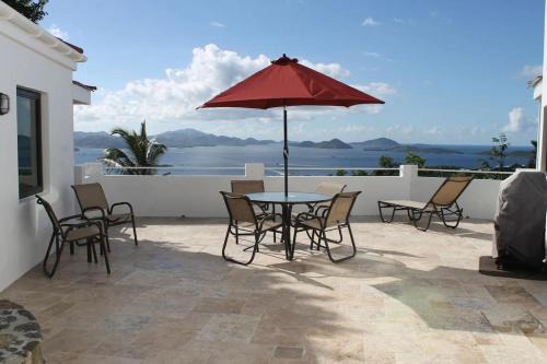 Estate Bethany Villa | Serene Cruz Bay Villa Sep Mstr Kg Suite Stunning Sunsets