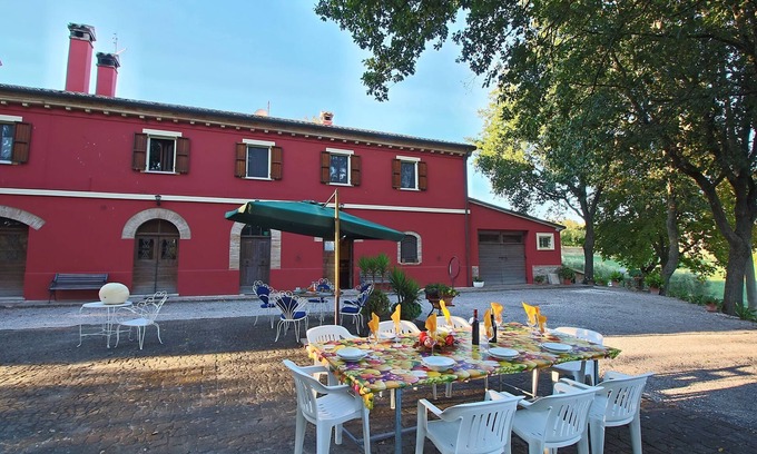 Serrungarina House | Serene Home in Serrungarina