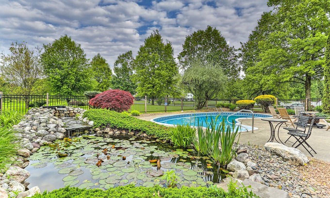 Montgomery House | Serene Hudson Valley Escape in Historic Montgomery with Hottub,Pool,King Suite