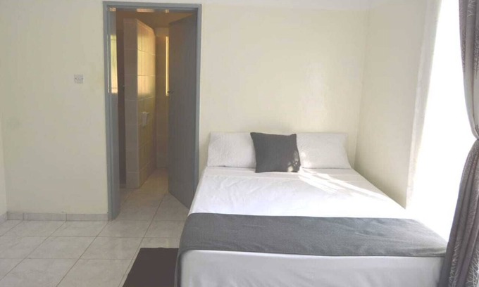 Victoria Falls Cottage | Serene spacious environment five minutes drive
