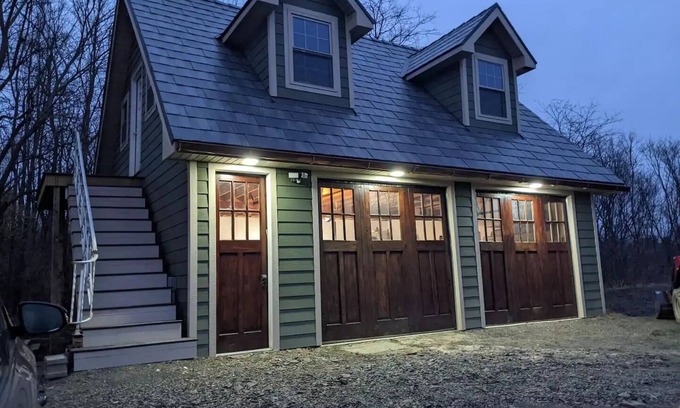 Schuylerville Apartment | Serene Studio Retreat 20 Minutes to Downtownnn