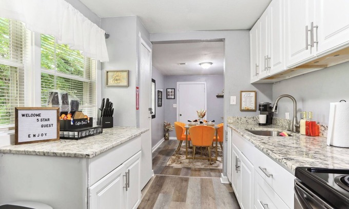 Atlanta Apartment | Serenity Heights, An Urban Oasis! 2 Minutes from Benz Stadium+ Great Amenities