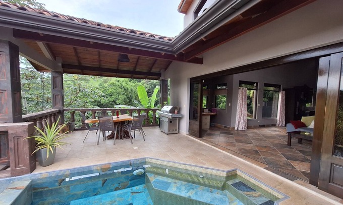 Escobal House | Serenity, Nature surroundings, Private Pool, Tropical birds