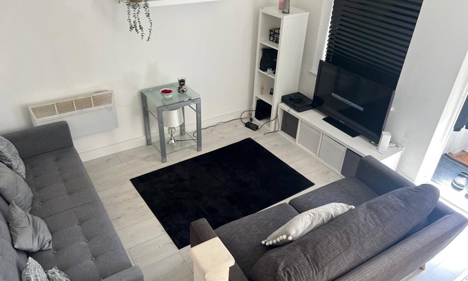 Loxford House | Serenity Short Stays -A bright cosy home offering a garden and quiet street view