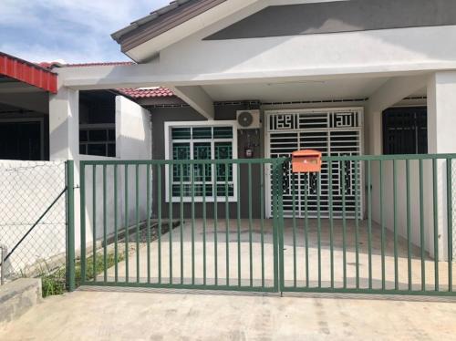 Rembia House | SEROJA HOMESTAY