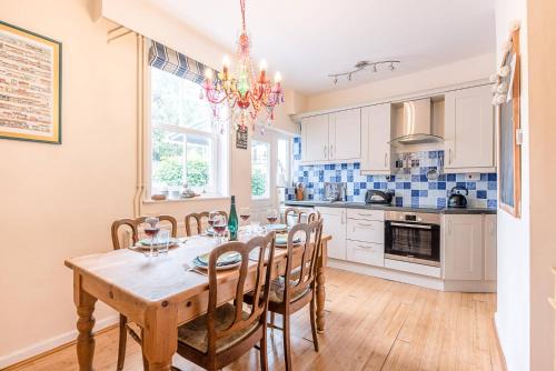 Aldeburgh House | Settled In, Aldeburgh
