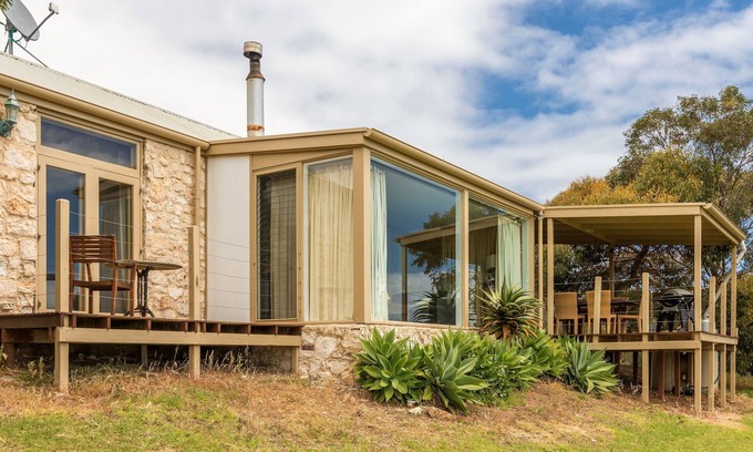 Duncan House | Settlers Cottage - Snellings Beach - Kangaroo Island