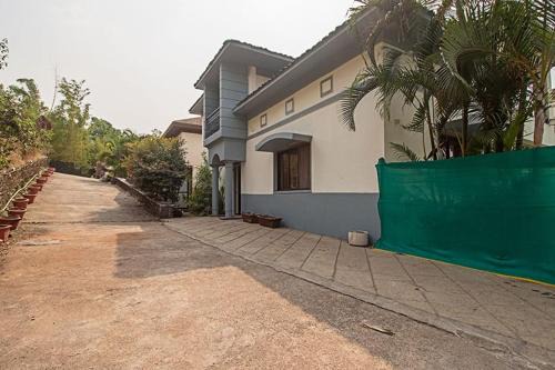 Parshwapuram Villa | SEVA HOLIDAYS VILLA Ac Room 3BH With private Swmming pool Big Living Room