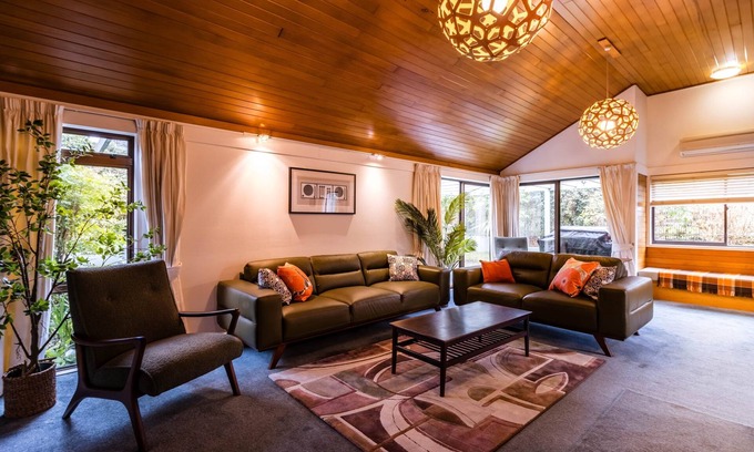 Hanmer Springs House | Seventeen On Cheltenham