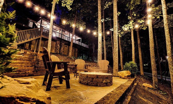 Wears Valley Cabin | Sevierville - Foothills Retreat - 2 Bedrooms - Sleeps 4