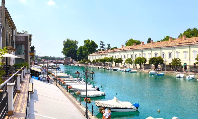 Peschiera del Garda City Centre Apartment | SG Luxury - My Island Stay