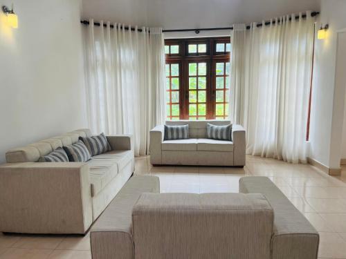Peradeniya House | Shades Residence