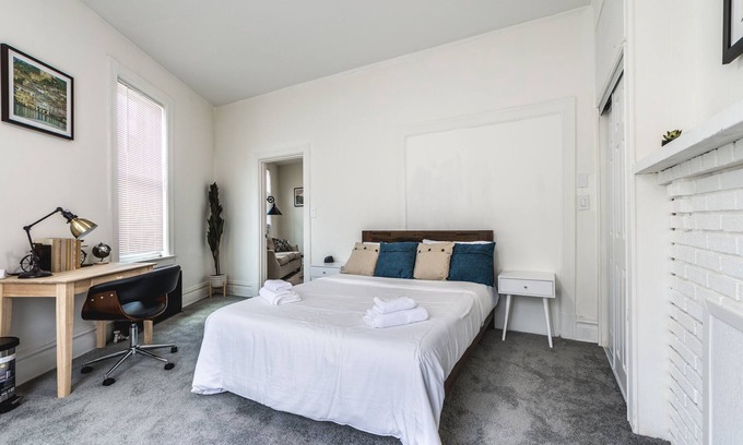 Bloomfield Apartment | ⁂ Shadyside Loft - Prime Area & Luxury Finishes ⁂