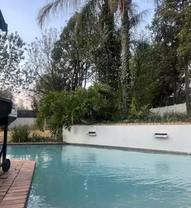 Kareeberg Bed & Breakfast | Shalom Shalom - Stylish New Stay in the Heart of Fourways