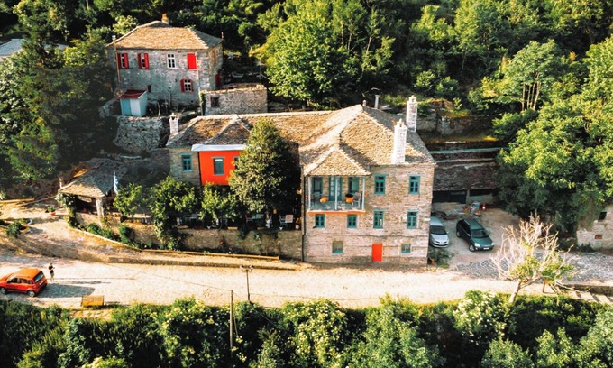 Elati Hotel | Shamrock Elati Retreats