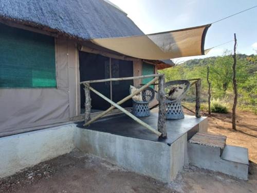 Phalaborwa Cabin | Shanatsi Safari Lodge