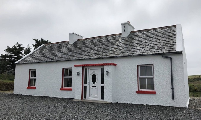 Portsalon House | SHANNAGH, character holiday cottage in Portsalon, County Donegal
